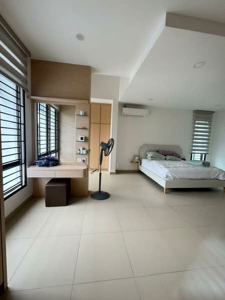 Cluster House for Sale in Setia Tropika (Johor Bahru) - Kee Mui Ling - Master Bedroom - PropertyGuru.com.my