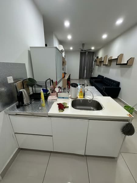 Service Residence for Sale at H2O Residences - Esther Yong - Kitchen - PropertyGuru.com.my