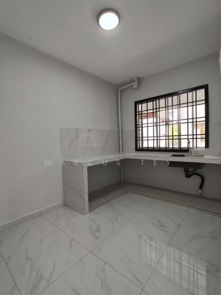 Flat Taman Rinting untuk Untuk Dijual - RM 199,000, Apr 2026 - Kitchen - PropertyGuru.com.my