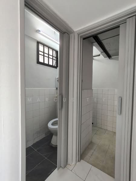 Flat Taman Rinting untuk Untuk Dijual - RM 199,000, Apr 2026 - Bathroom - PropertyGuru.com.my