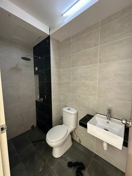 Condominium for Rent at QuayWest Residence - Xinnee . - Bathroom - PropertyGuru.com.my