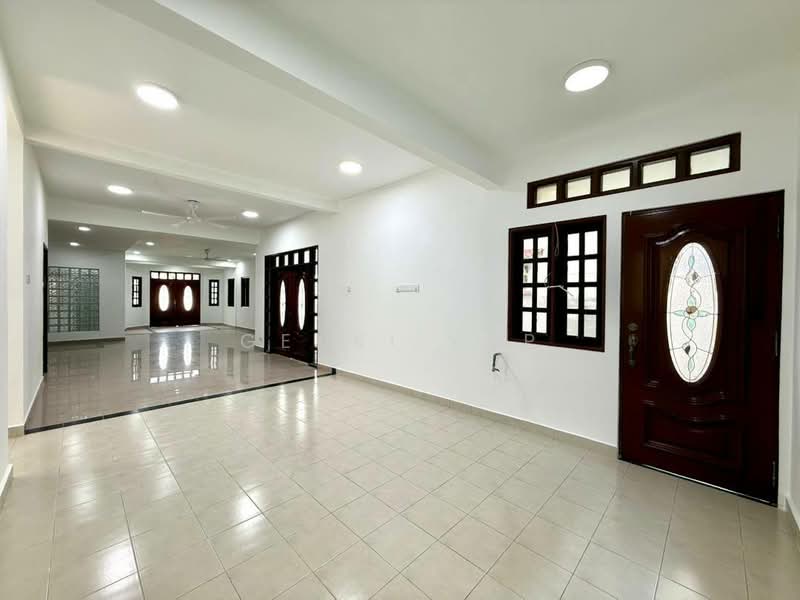 Rumah Berkembar untuk Dijual di Johor Bahru (Johor) - Genki Yap - Entrance - PropertyGuru.com.my