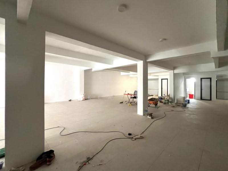 Kedai untuk Disewa di SS15 (Subang Jaya) - Keanu Tan - Interior - PropertyGuru.com.my