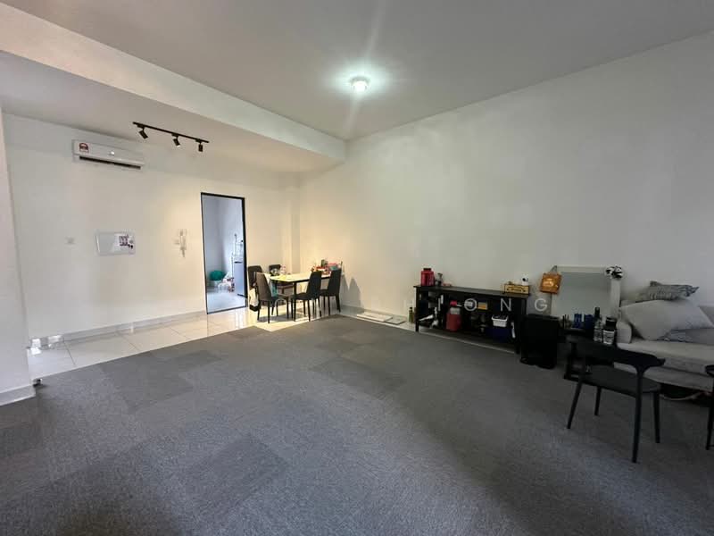 2.5-storey Terraced House for Sale in Iskandar Puteri (Nusajaya) (Johor) - Tuxton Phiong - Living Room - PropertyGuru.com.my