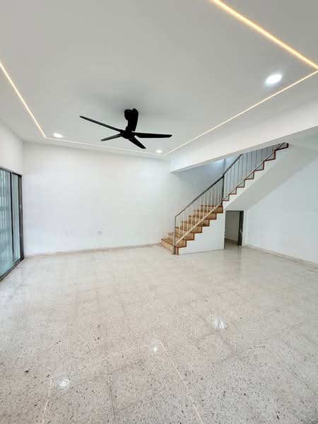 Kota Tinggi Kotas Tinggis untuk Untuk Dijual - RM 420,000, Apr 2026 - Living Room - PropertyGuru.com.my