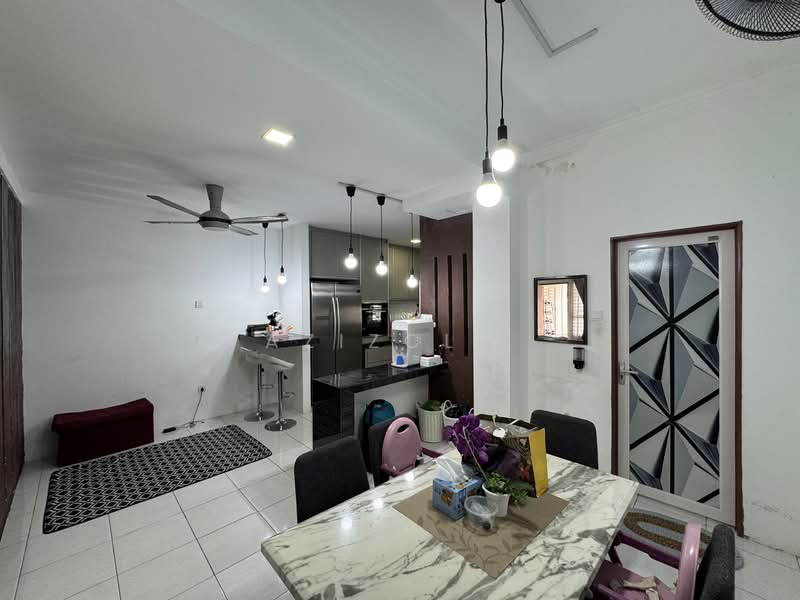 2-storey Terraced House for Sale in Sepang (Selangor) - Azizol . - Kitchen - PropertyGuru.com.my