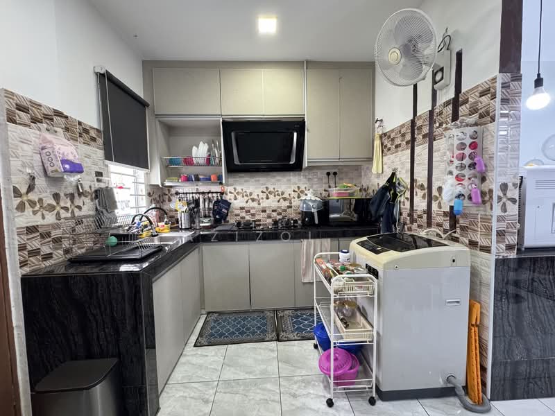 2-storey Terraced House for Sale in Sepang (Selangor) - Azizol . - Kitchen - PropertyGuru.com.my