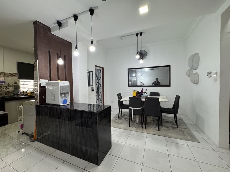 2-storey Terraced House for Sale in Sepang (Selangor) - Azizol . - Kitchen - PropertyGuru.com.my