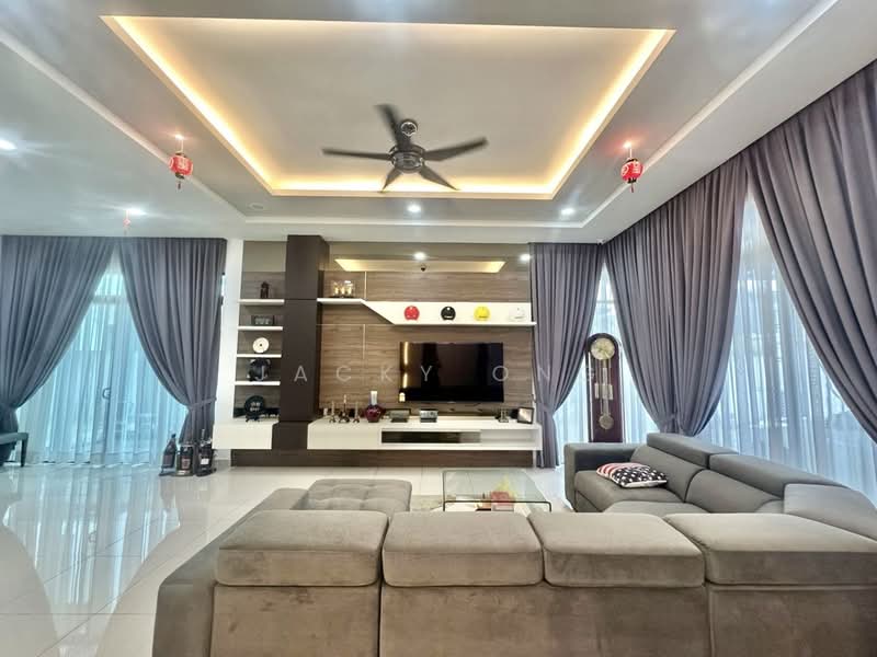 Setia Eco Gardens untuk Untuk Disewa - RM 5,500 /bulan, Apr 2026 - Living Room - PropertyGuru.com.my