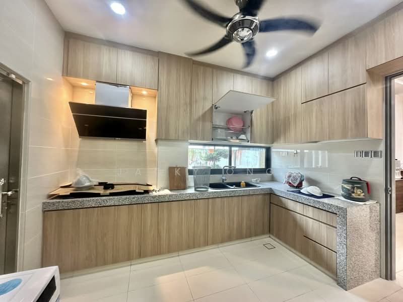Setia Eco Gardens untuk Untuk Disewa - RM 5,500 /bulan, Apr 2026 - Kitchen - PropertyGuru.com.my
