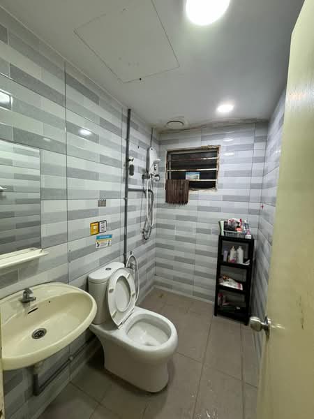 Cengal Condominium untuk Untuk Disewa - RM 600 /bulan, Apr 2026 - Bathroom - PropertyGuru.com.my