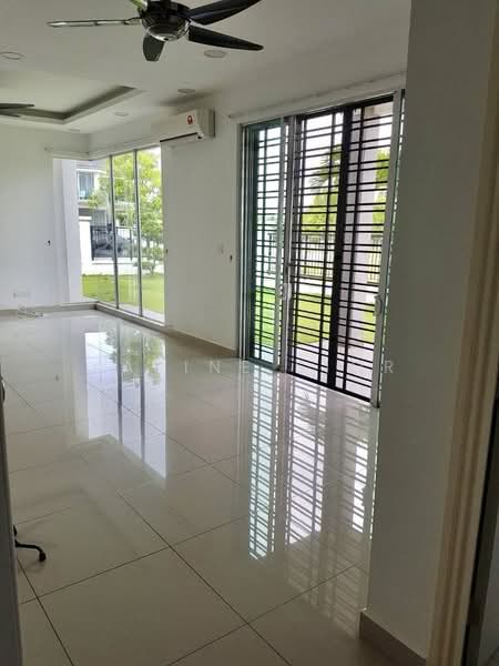 2-storey Terraced House for Sale in Horizon Hills (Iskandar Puteri (Nusajaya)) - Karine Sior - Living Room - PropertyGuru.com.my