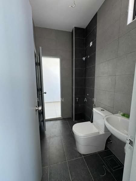 For Sale - BANDAR LAYANGKASA