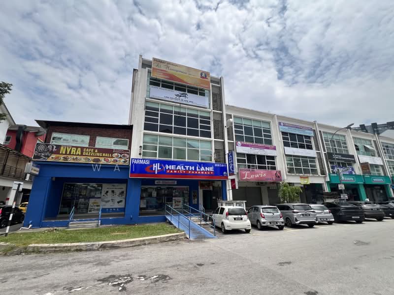 Shop for Sale in Taman Equine (Seri Kembangan) - Wai Yen Chin - Exterior - PropertyGuru.com.my