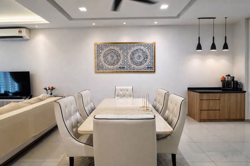 2-storey Terraced House for Sale in Bandar Rimbayu (Telok Panglima Garang) - AIMAN ZUHDI - Dining Room - PropertyGuru.com.my