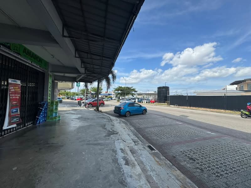 Shop for Sale in Taman Daya (Johor Bahru) - Karine Sior - Exterior - PropertyGuru.com.my