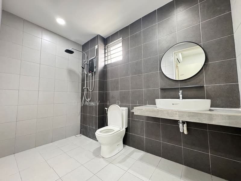 2-storey Terraced House for Rent in Taman Templer (Rawang) - David Lim - Bathroom - PropertyGuru.com.my