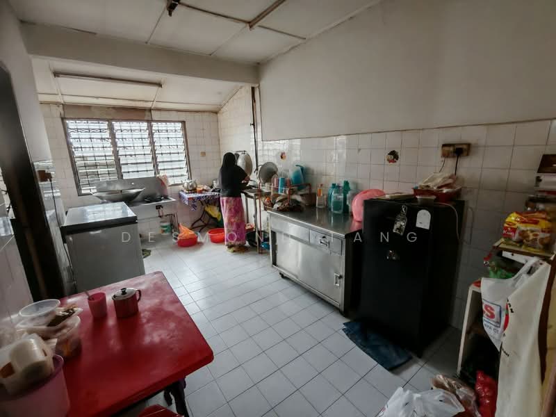 1-storey Terraced House for Sale in Taman Cheras Perdana (Cheras) - Desmond Tang - Kitchen - PropertyGuru.com.my