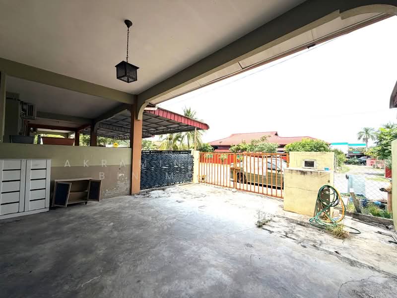 Taman Orkid Kanchong Darat Banting untuk Untuk Dijual - RM 370,000, Apr 2026 - Exterior - PropertyGuru.com.my