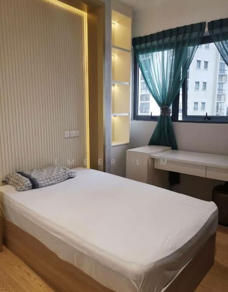 Condominium for Rent at Amberside @ Country Garden Danga Bay - Ember Lim - Bedroom - PropertyGuru.com.my