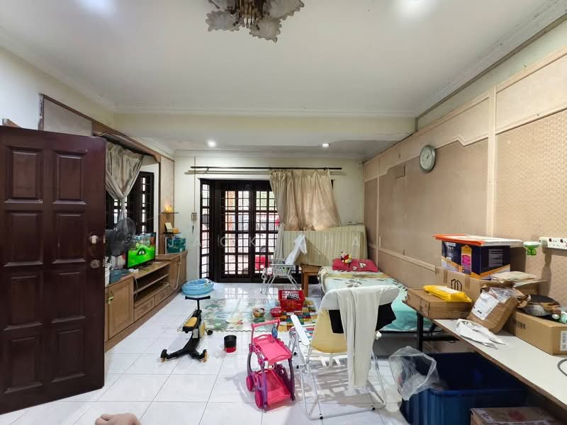 2-storey Terraced House for Sale in Taman Molek (Johor Bahru) - Jack Chai - Living Room - PropertyGuru.com.my