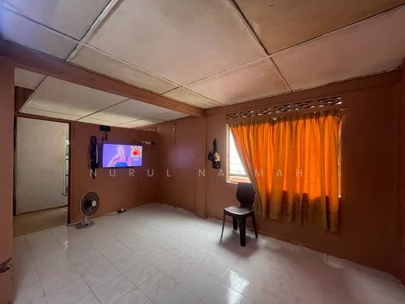 334a, lorong ikan emas 7, ampang untuk Untuk Dijual - RM 470,000, Apr 2026 - Living Room - PropertyGuru.com.my