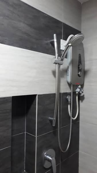 Condominium for Rent at Aster Residence - MiQi Lim - Bathroom - PropertyGuru.com.my