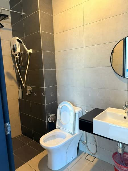 Urban Suites untuk Untuk Disewa - RM 3,100 /bulan, Apr 2026 - Bathroom - PropertyGuru.com.my
