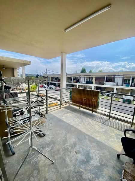 Villa kesuma untuk Untuk Dijual - RM 300,000, Apr 2026 - Balcony - PropertyGuru.com.my