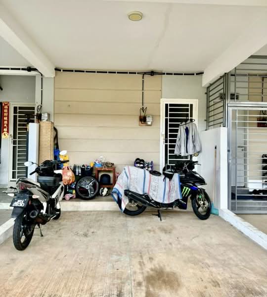 Townhouse for Sale in Bandar Tasik Kesuma (Beranang) - Firdaus Dauz - PropertyGuru.com.my