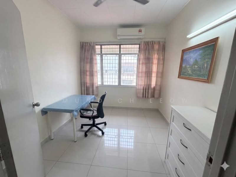 Terraced House for Sale in Batu Caves (Selangor) - Edmund CH Leow - Study - PropertyGuru.com.my