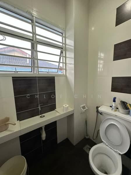 Taman Setia Indah untuk Untuk Dijual - RM 700,000, Apr 2026 - Bathroom - PropertyGuru.com.my