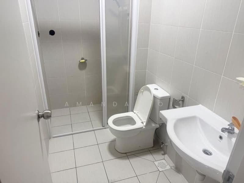 Service Residence for Rent at Meridin Bayvue Serviced Apartment - Amanda Moi - Bathroom - PropertyGuru.com.my