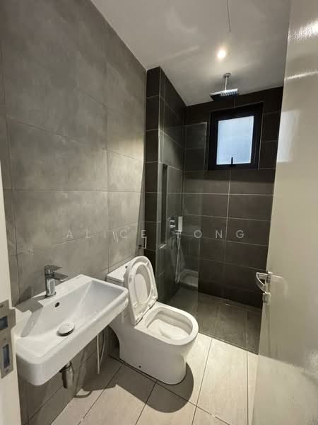 Sky Meridien untuk Untuk Disewa - RM 2,300 /bulan, Apr 2026 - Bathroom - PropertyGuru.com.my