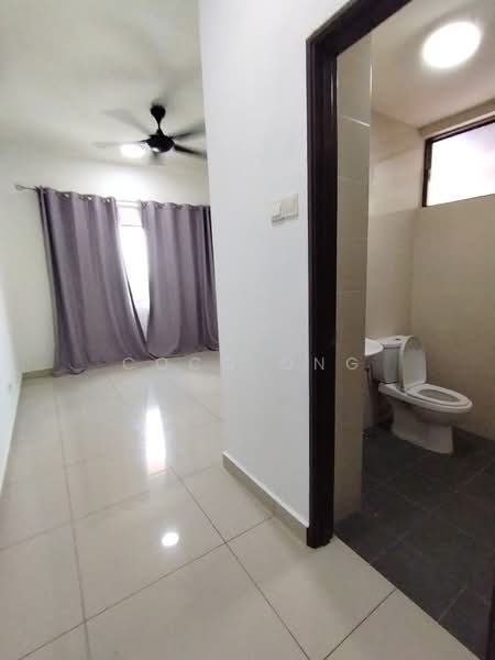 Condominium for Rent at Residensi Zamrud - Coco Ong - Master bedroom  - PropertyGuru.com.my