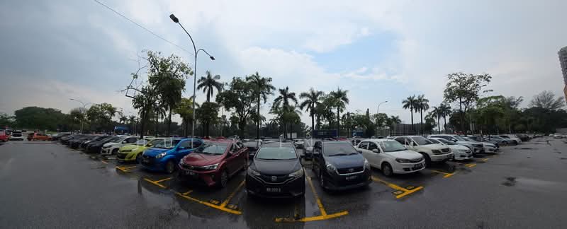 Office for Sale in Shah Alam (Selangor) - Hui Kien Tan - Car Park - PropertyGuru.com.my