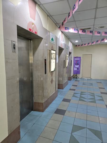 Office for Sale in Shah Alam (Selangor) - Hui Kien Tan - Corridor - PropertyGuru.com.my