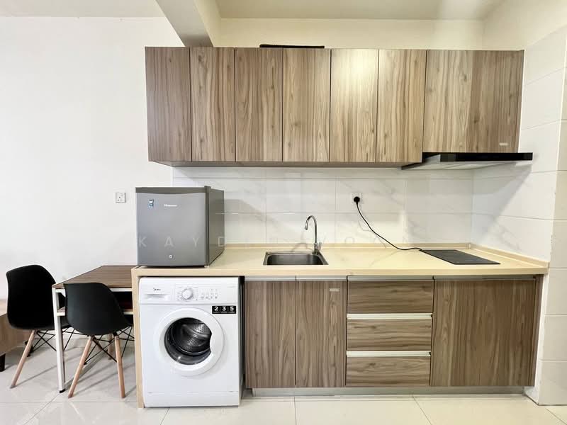 Service Residence for Rent at Country Garden Central Park - Kayden Voon - Kitchen - PropertyGuru.com.my