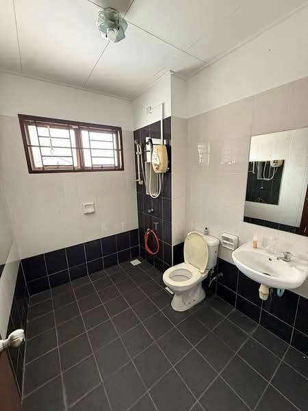 Rumah Teres untuk Dijual di Kulai (Johor) - KT Tan - Bathroom - PropertyGuru.com.my