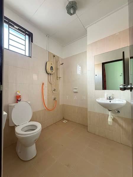 Rumah Teres untuk Dijual di Kulai (Johor) - KT Tan - Bathroom - PropertyGuru.com.my