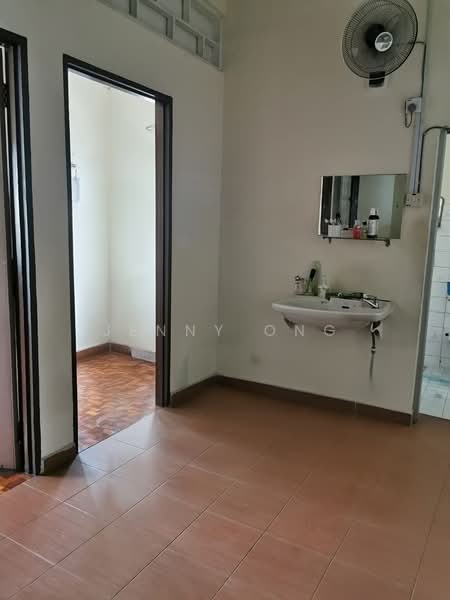 Shop / Office for Sale in Raja Uda (Butterworth) - Jenny Ong - Interior - PropertyGuru.com.my