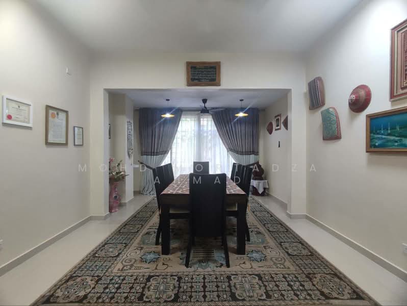 Semi-Detached House for Sale in Presint 15 (Putrajaya) - Mohd Mortadza Ahmad - Dining Room - PropertyGuru.com.my