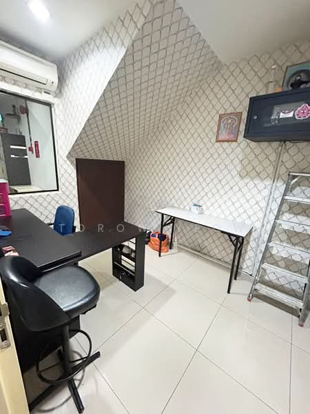 Shop for Sale in Kulai (Johor) - Torow Yeow - Interior - PropertyGuru.com.my