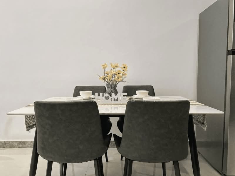 Condominium for Rent at R&F Princess Cove Phase 2-Seine Region - Renee Gan - Dining Room - PropertyGuru.com.my