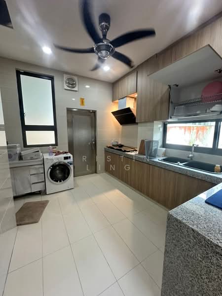 Setia Eco Gardens untuk Untuk Disewa - RM 5,500 /bulan, Apr 2026 - Kitchen - PropertyGuru.com.my