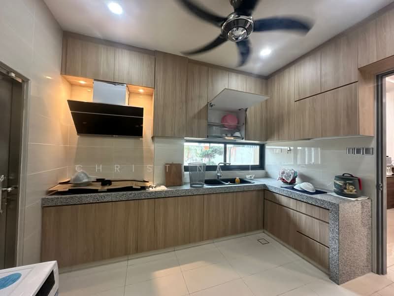Setia Eco Gardens untuk Untuk Disewa - RM 5,500 /bulan, Apr 2026 - Kitchen - PropertyGuru.com.my