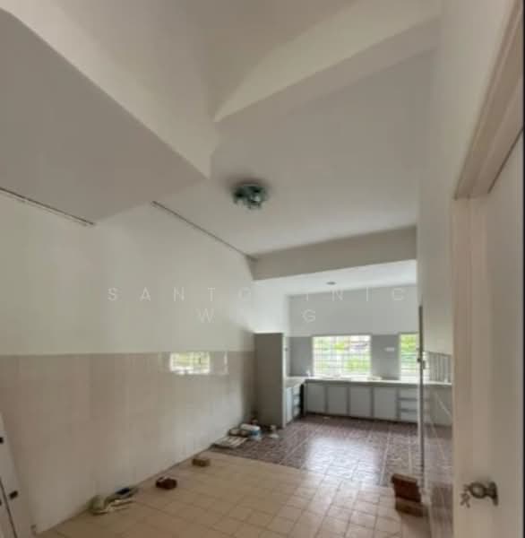 Rumah Teres untuk Dijual di Bandar Putra Kulai (Kulai) - Santorinic Wang - Kitchen - PropertyGuru.com.my