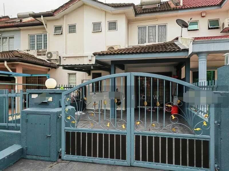2-storey Terraced House for Sale in TAMAN PUCHONG UTAMA (Puchong) - Alice Leow - Exterior - PropertyGuru.com.my
