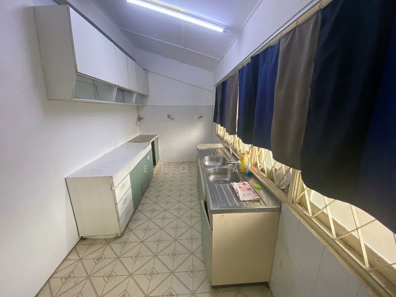 Single storey bangolow for rent at kuching Tabuan jaya I braco opesite untuk Untuk Disewa - RM 5,000 /bulan, Apr 2026 - Kitchen - PropertyGuru.com.my
