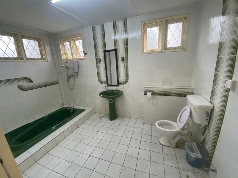 Single storey bangolow for rent at kuching Tabuan jaya I braco opesite untuk Untuk Disewa - RM 5,000 /bulan, Apr 2026 - Bathroom - PropertyGuru.com.my